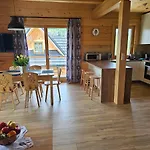 木屋 Dom Z Bali Swierkowka